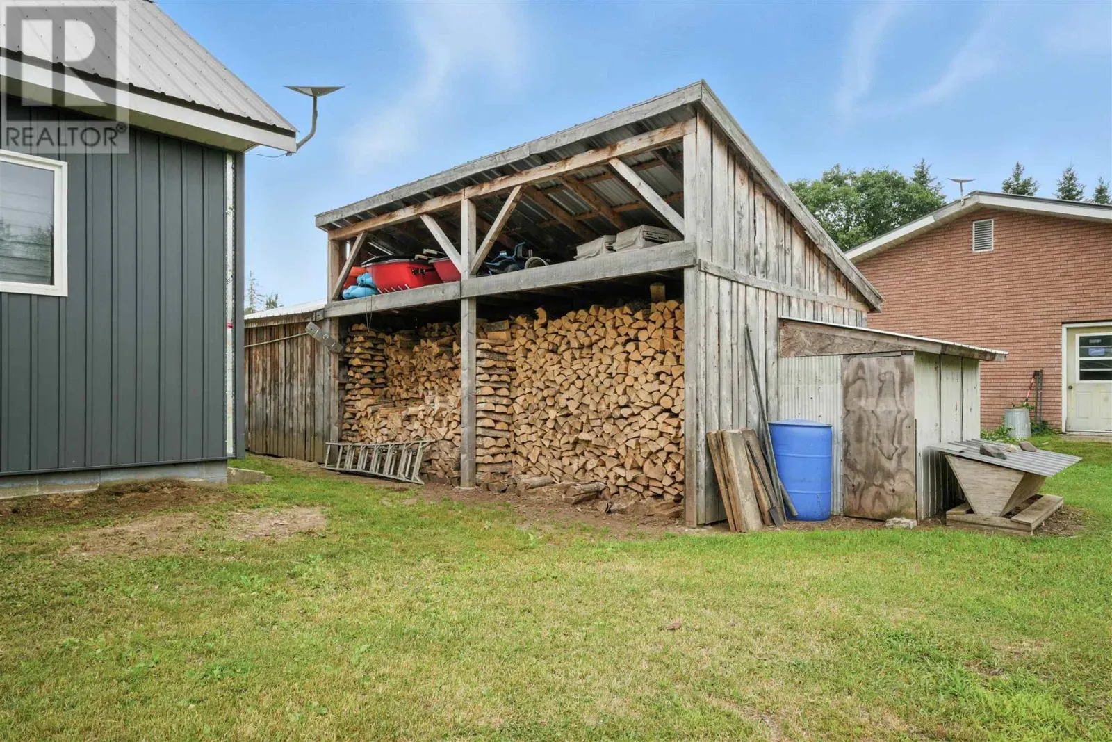 194 Wharncliff RD