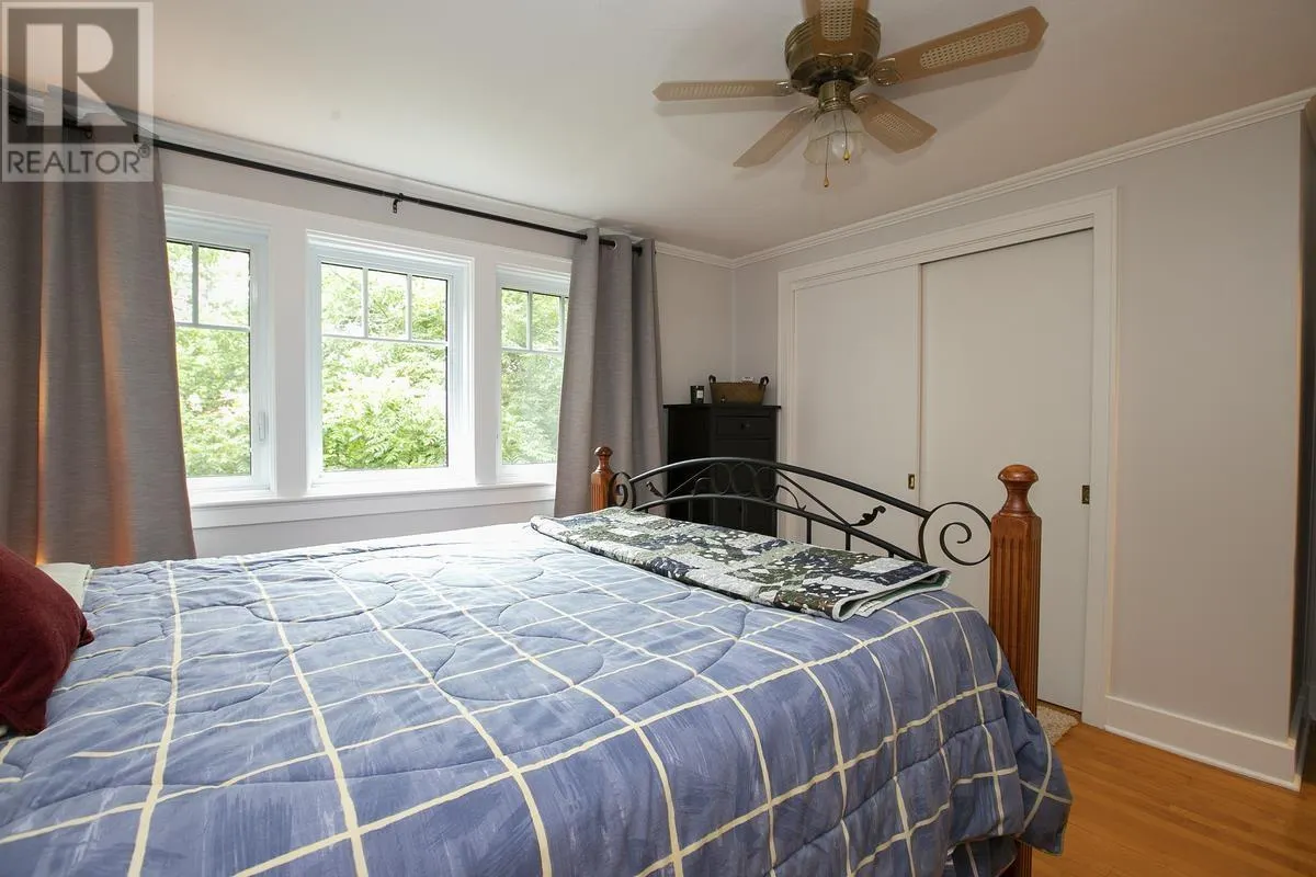 71 Coulson AVE