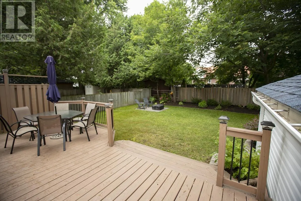 71 Coulson AVE