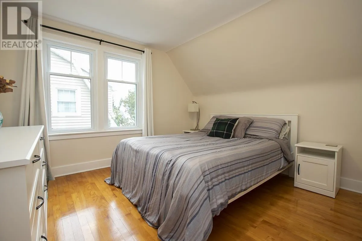 71 Coulson AVE