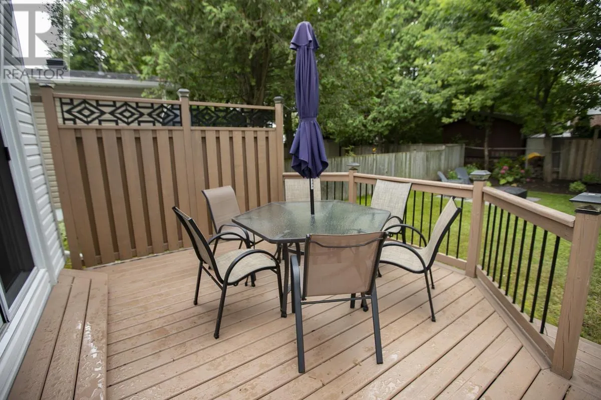 71 Coulson AVE