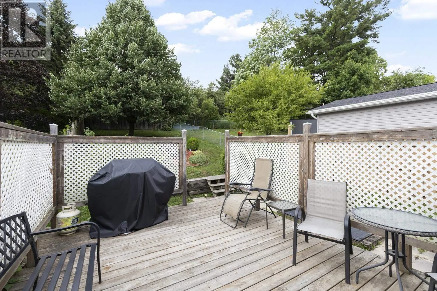 22 Hillside DR