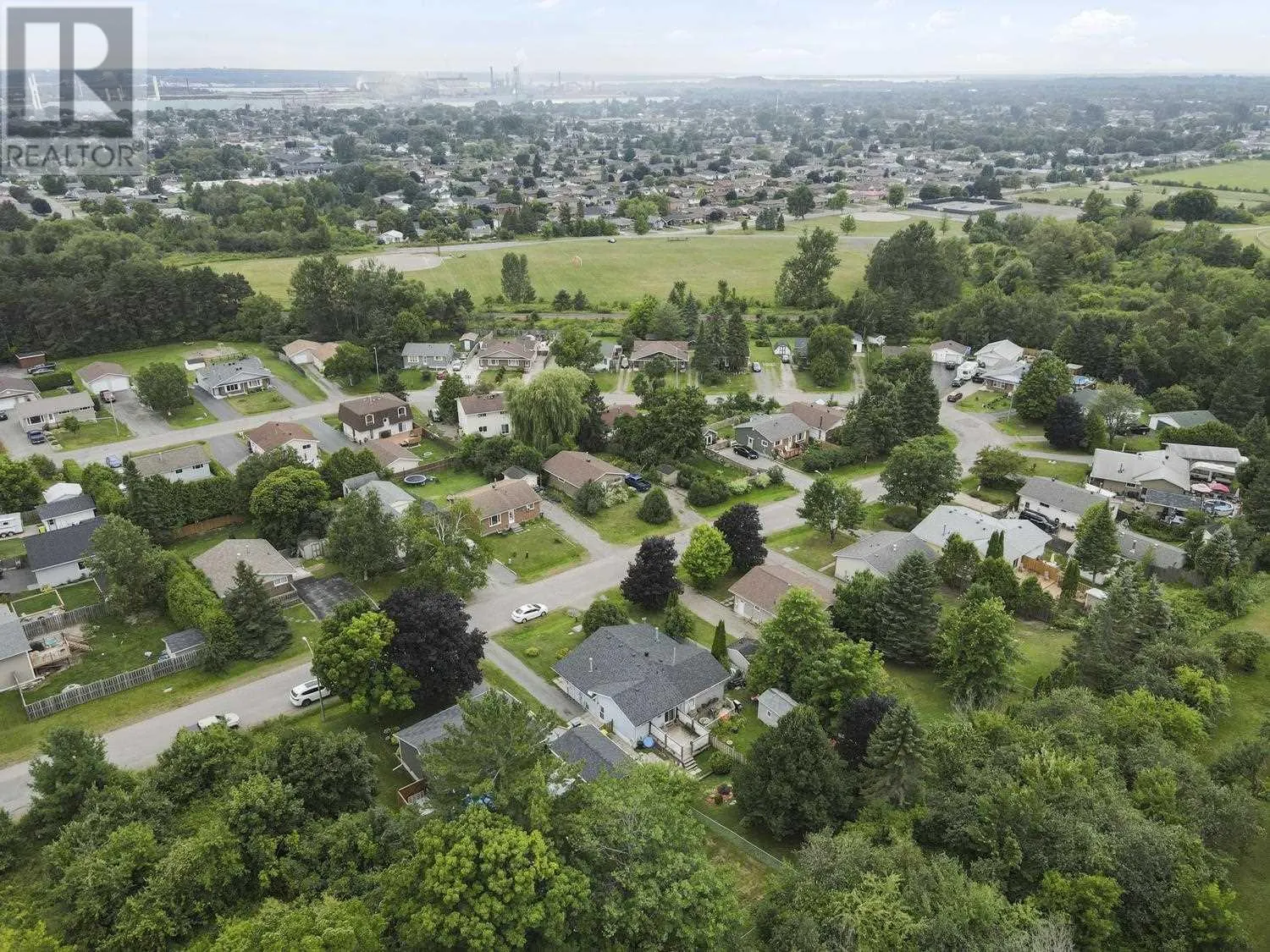 22 Hillside DR