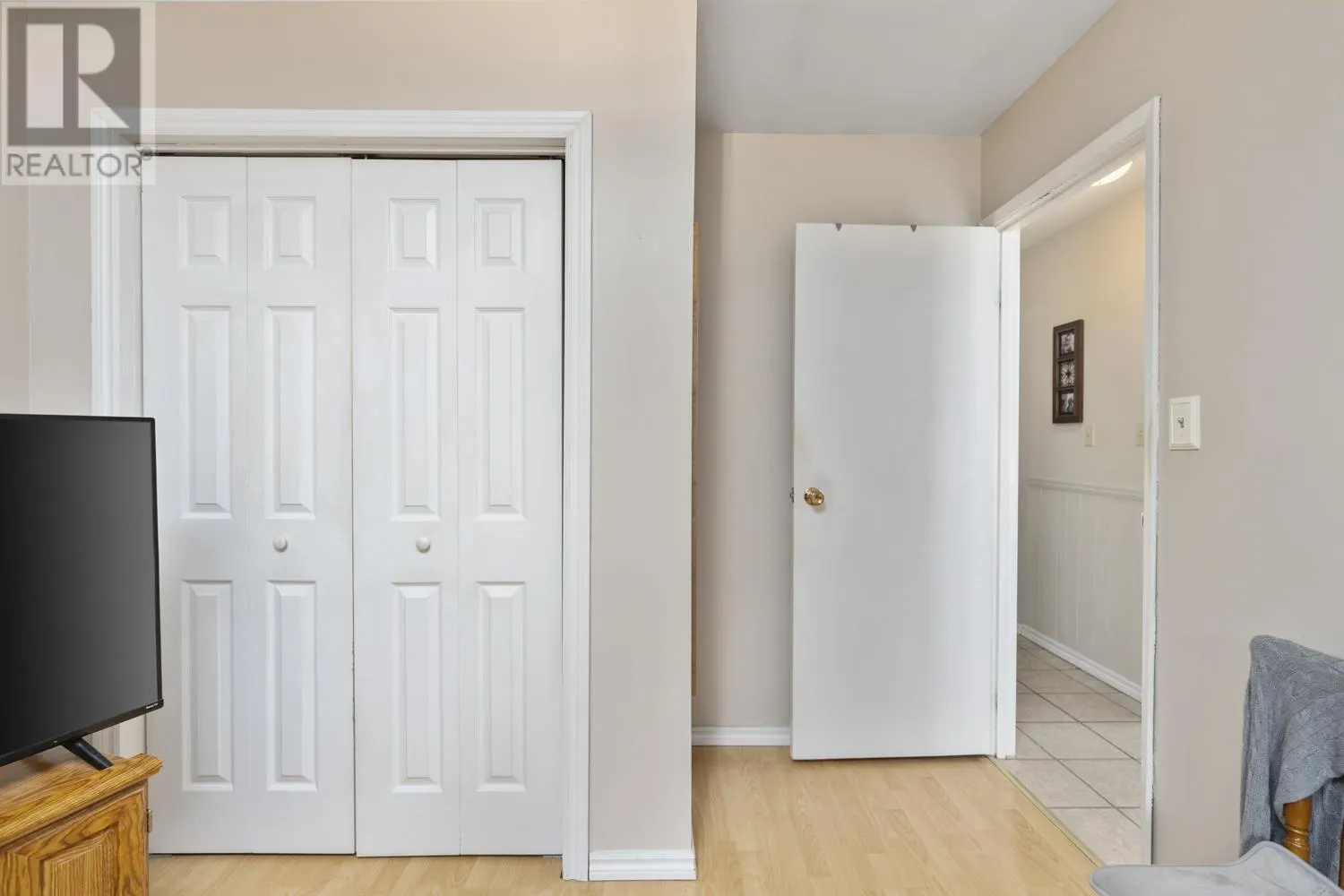 22 Hillside DR