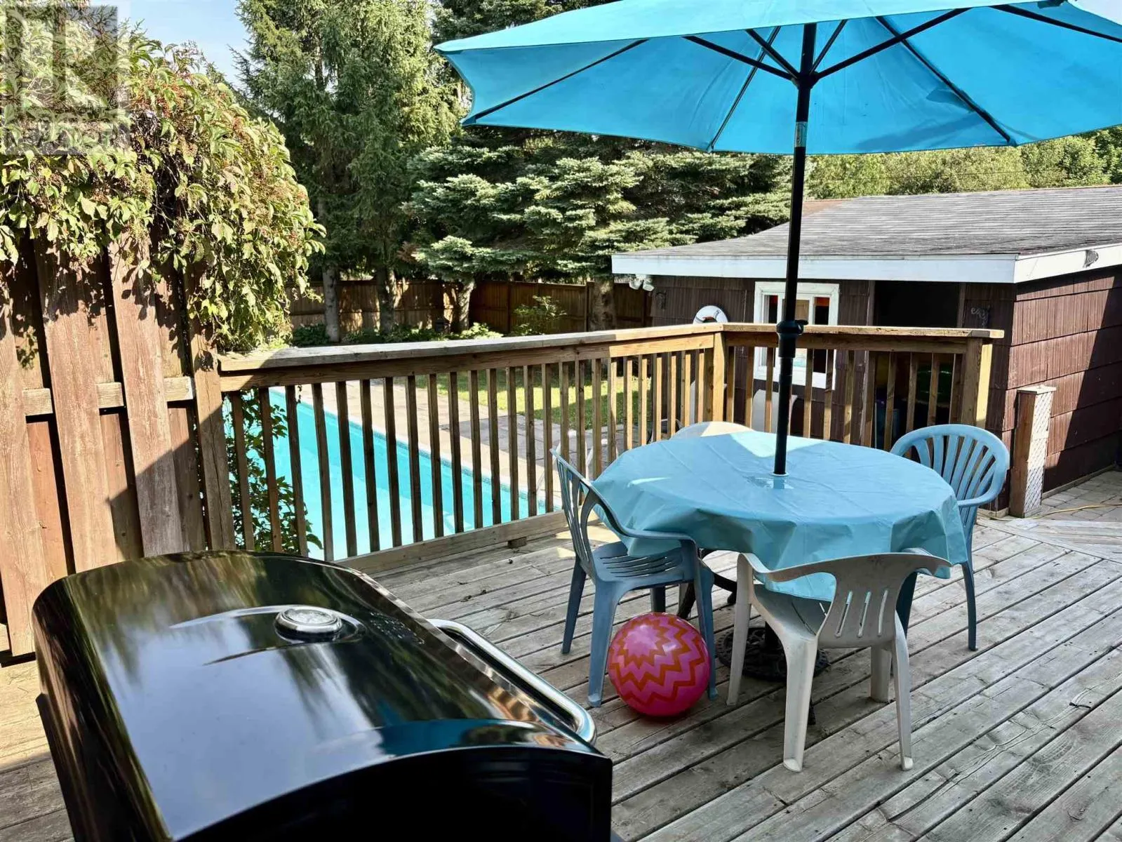 16 Lewis RD