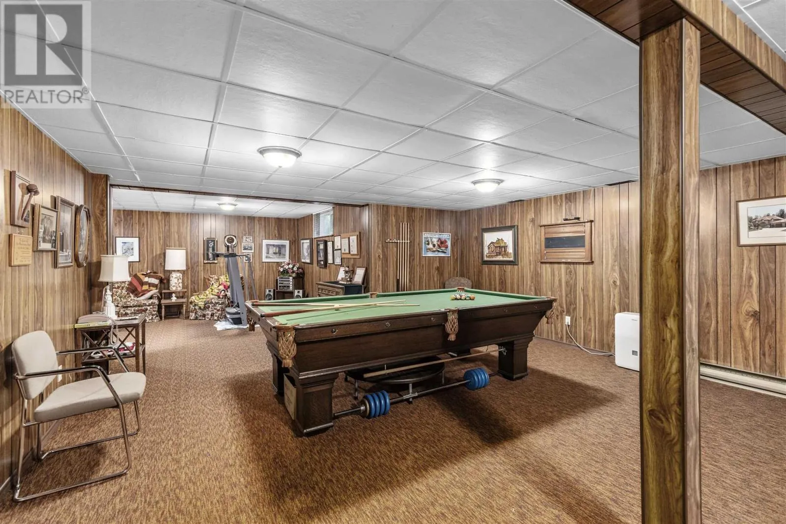 139 Caddy AVE
