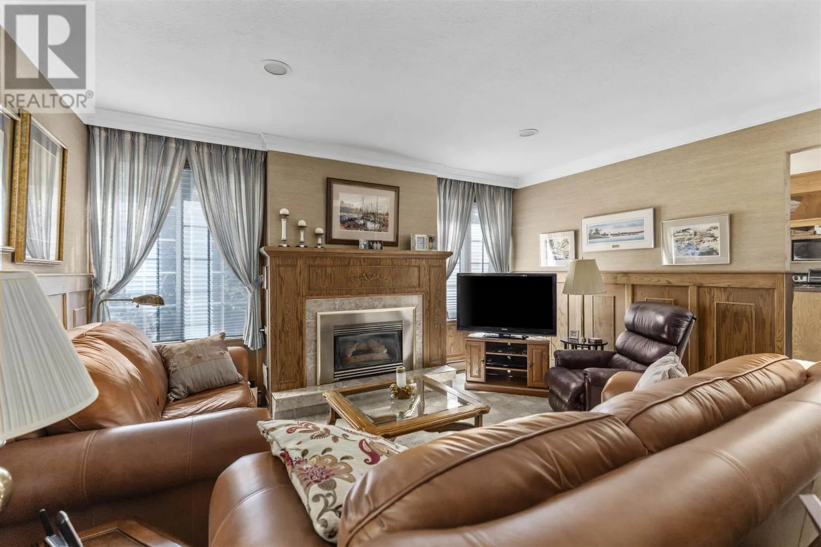 139 Caddy AVE