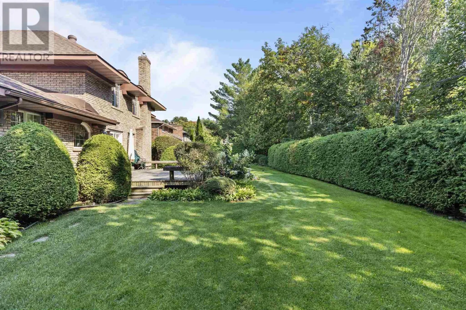 139 Caddy AVE