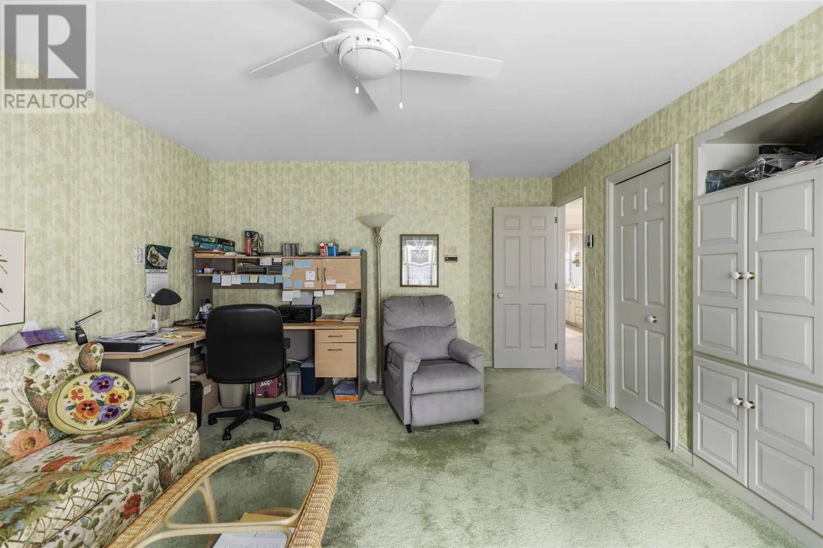 139 Caddy AVE