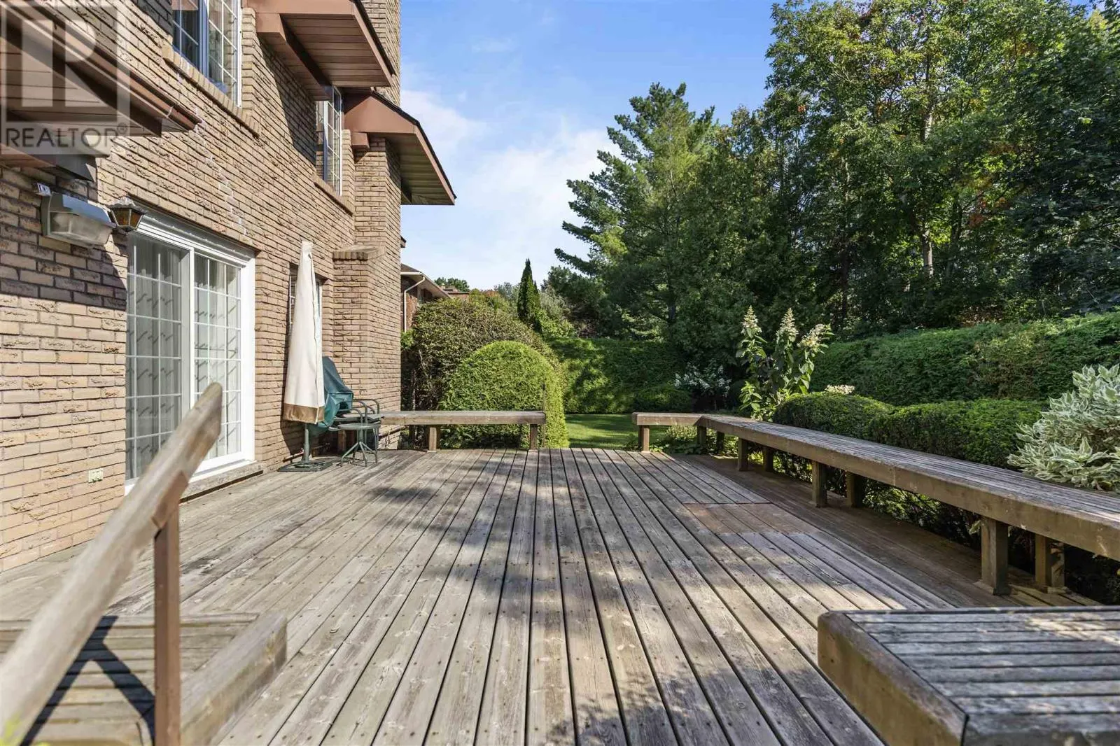 139 Caddy AVE
