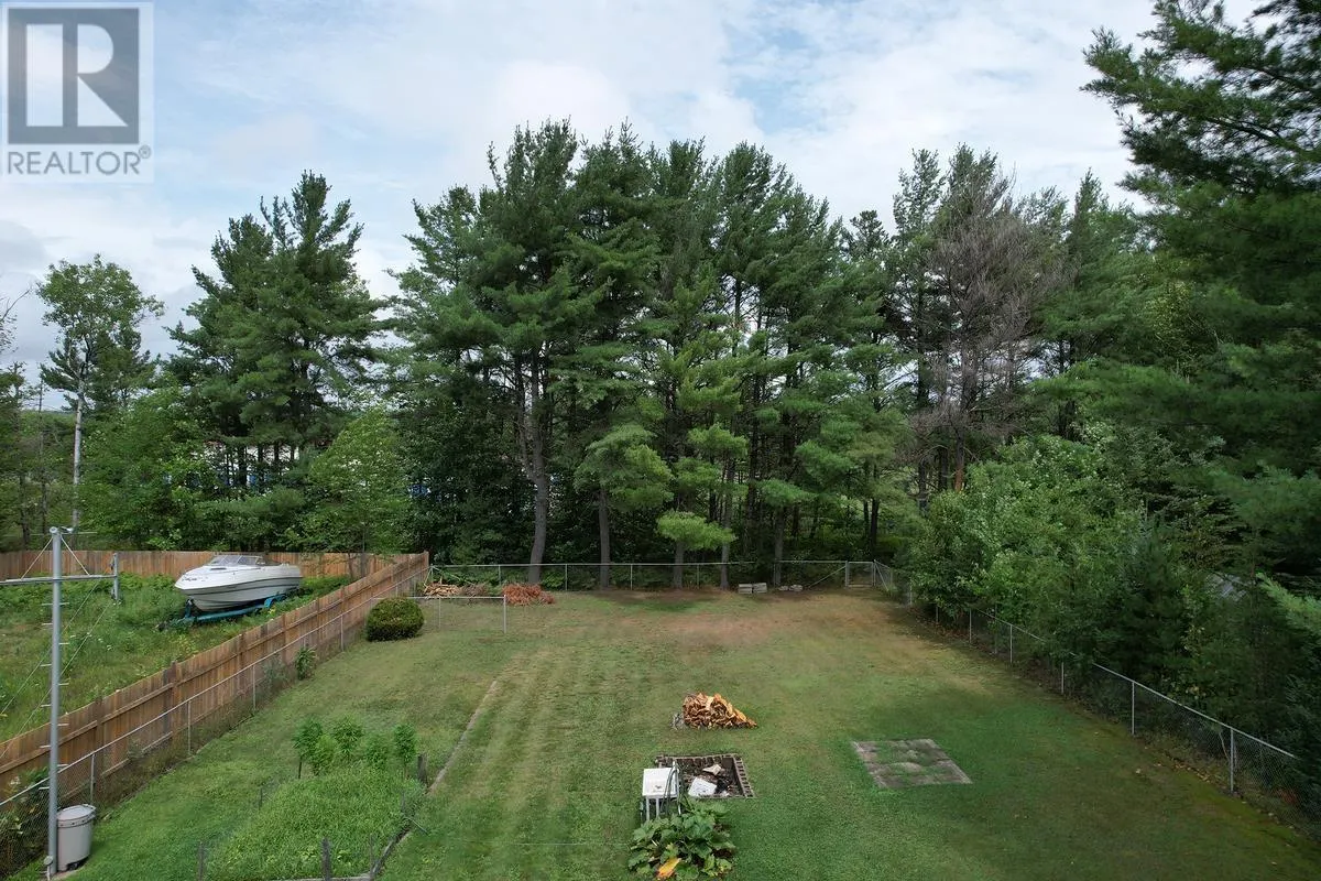48 Fournier RD