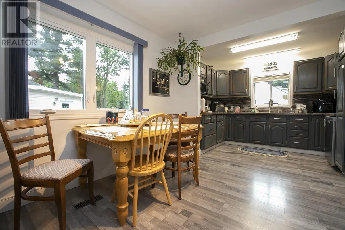 48 Fournier RD