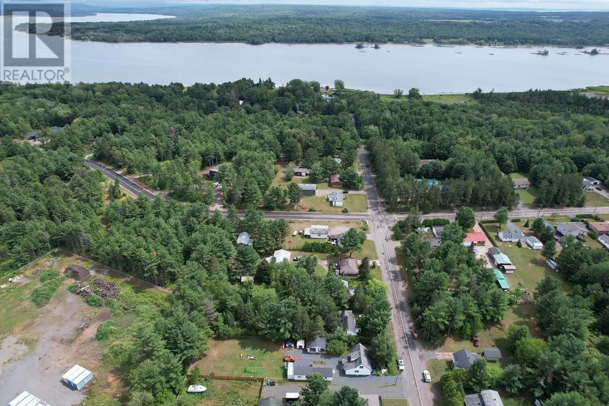 48 Fournier RD