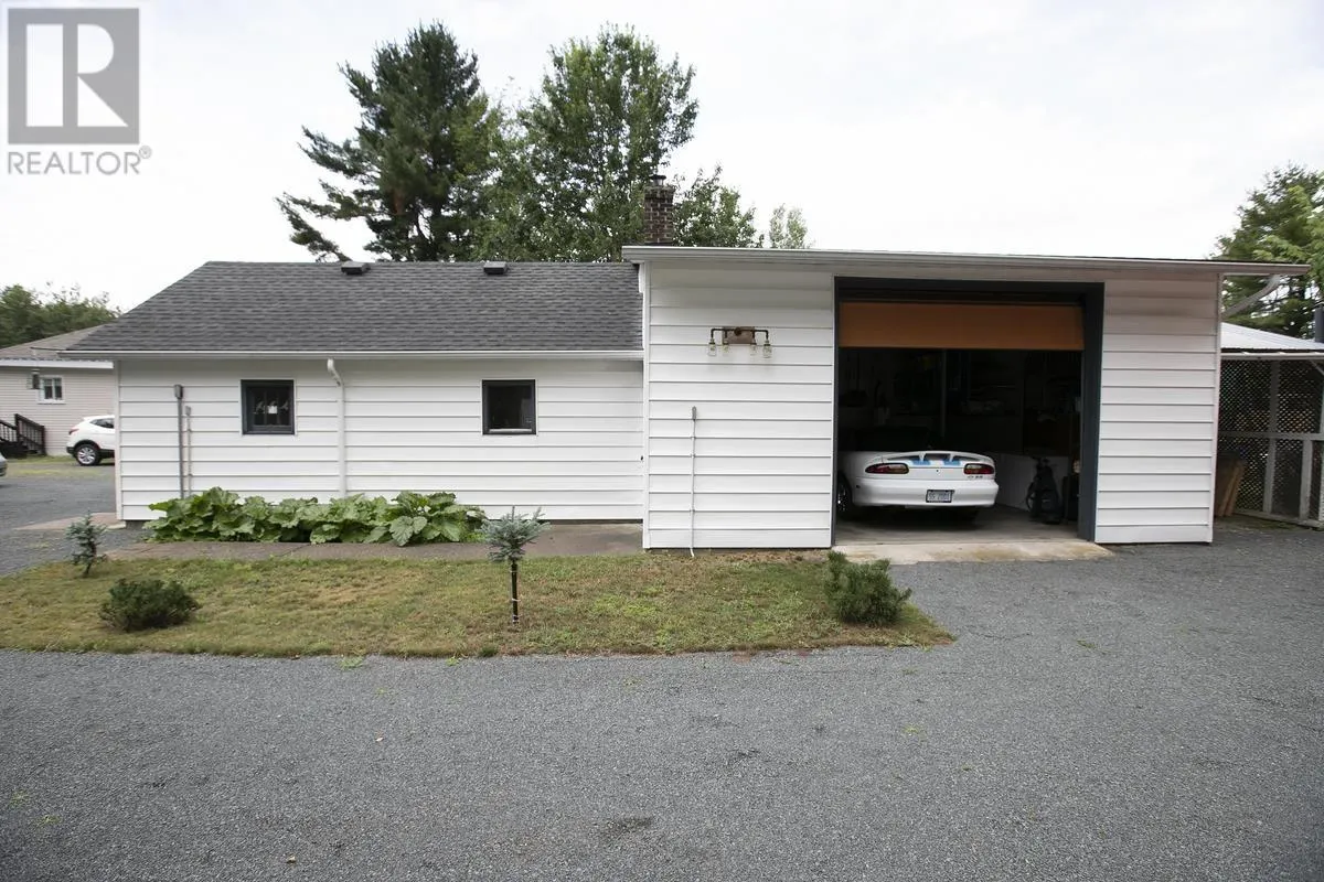48 Fournier RD