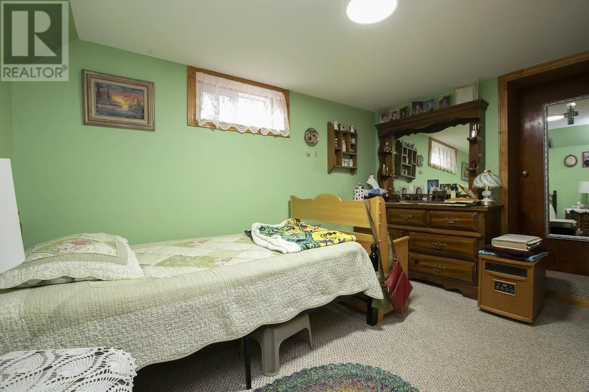 48 Fournier RD