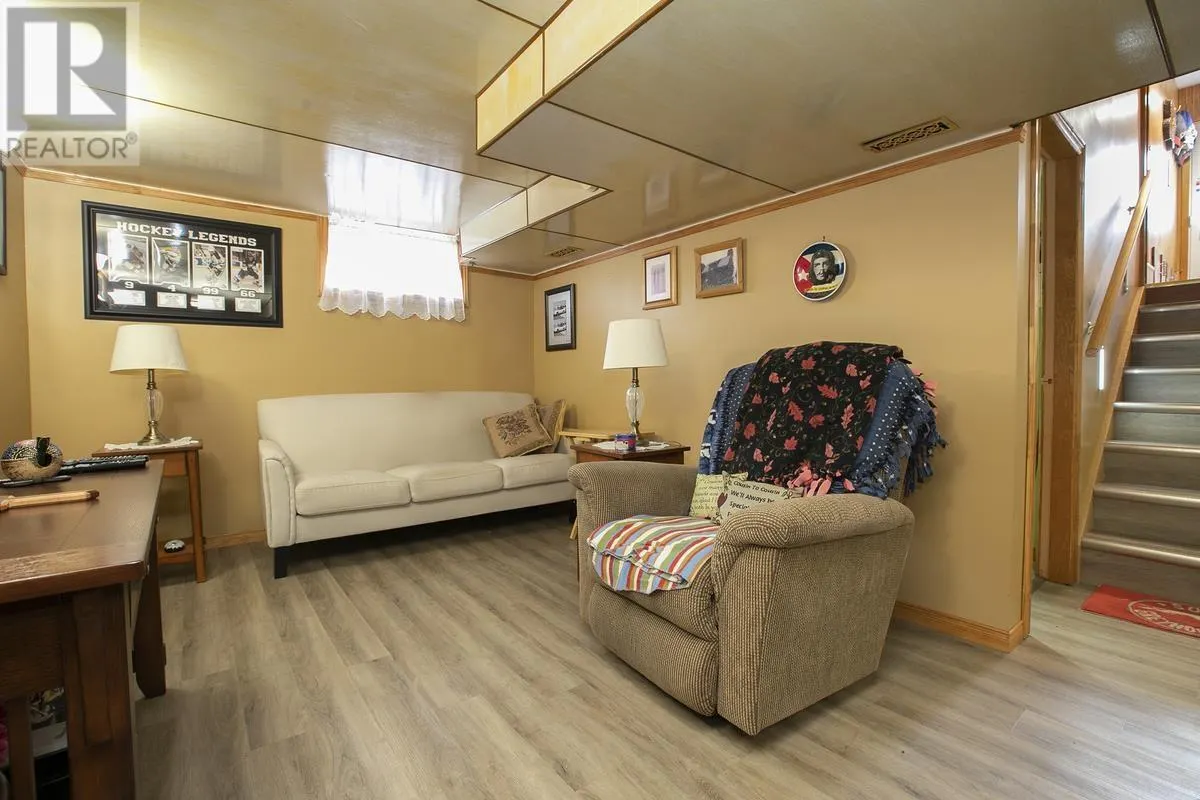 48 Fournier RD