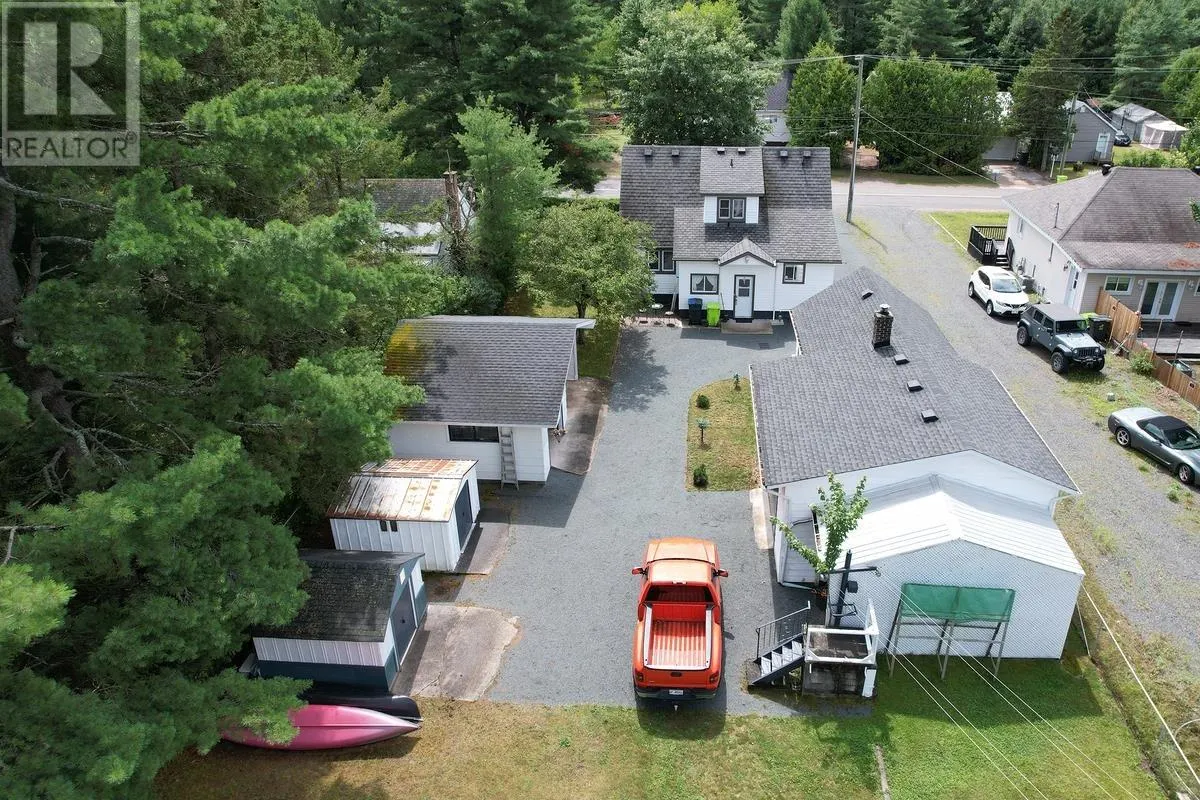 48 Fournier RD