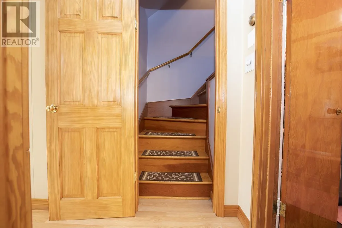 48 Fournier RD