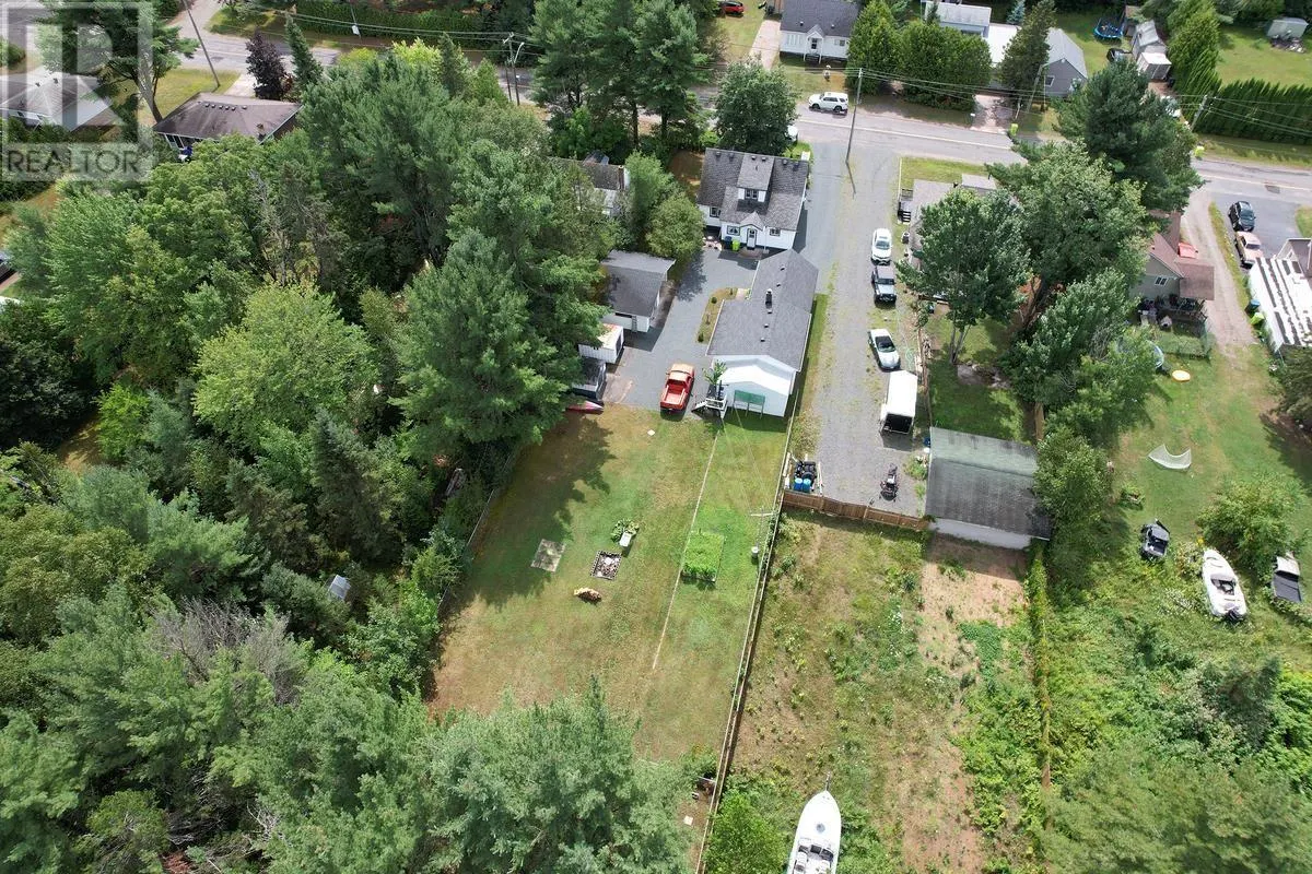 48 Fournier RD