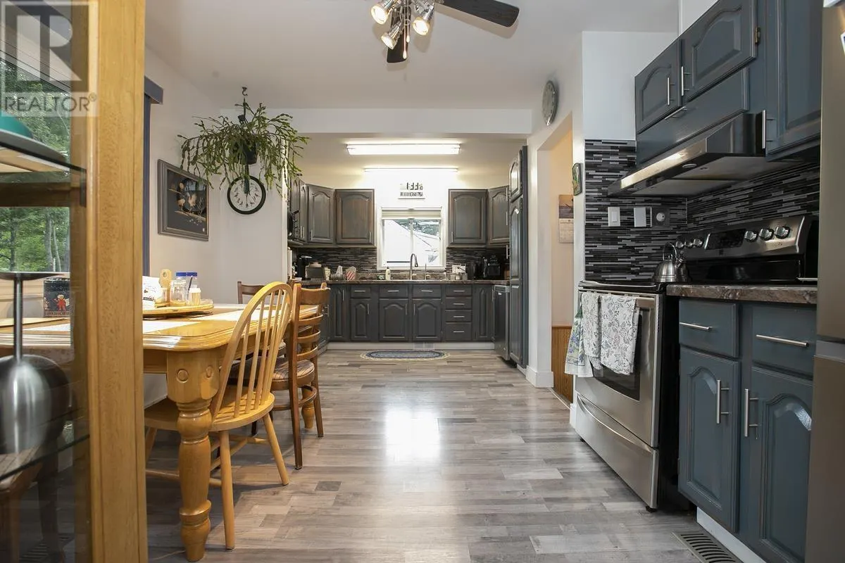 48 Fournier RD