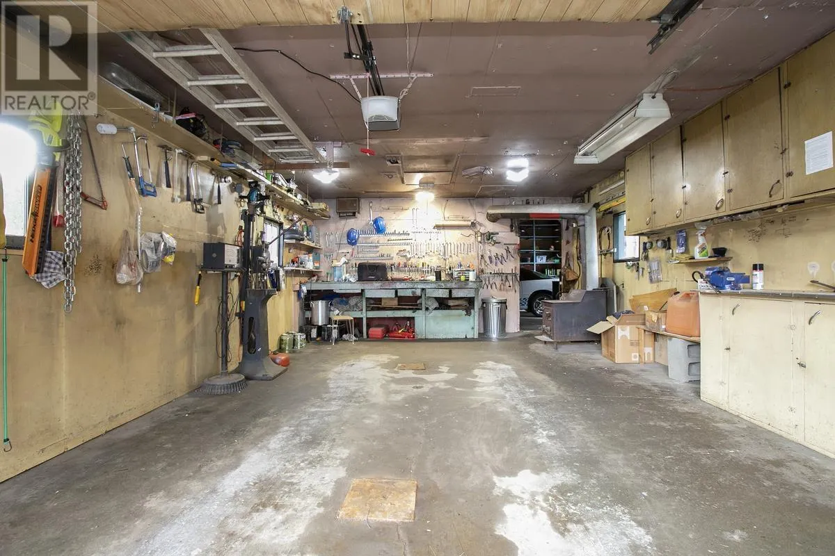 48 Fournier RD