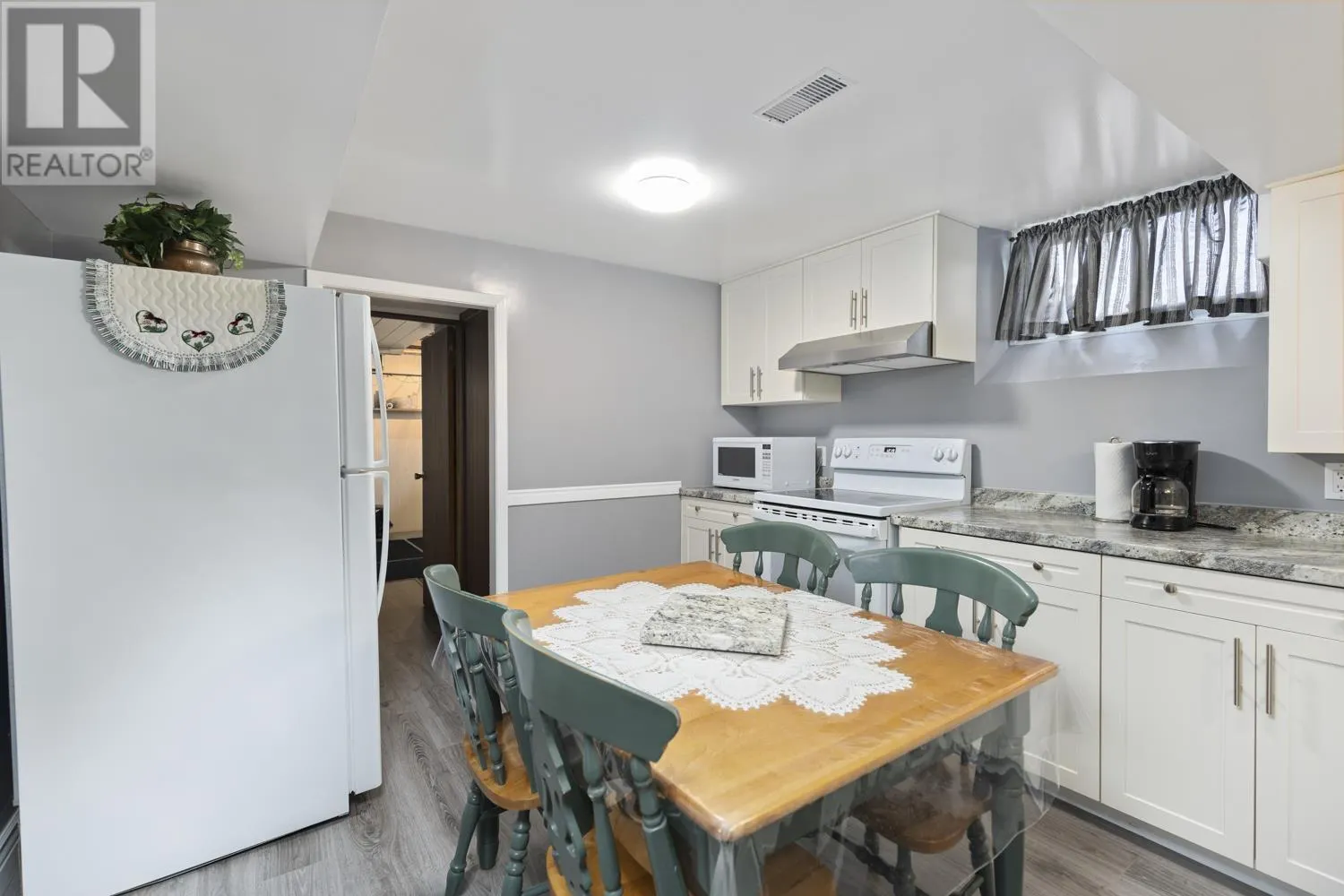 83 Plaintree DR