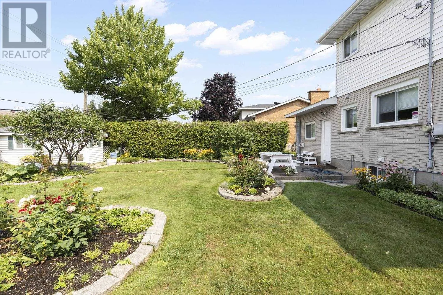 83 Plaintree DR
