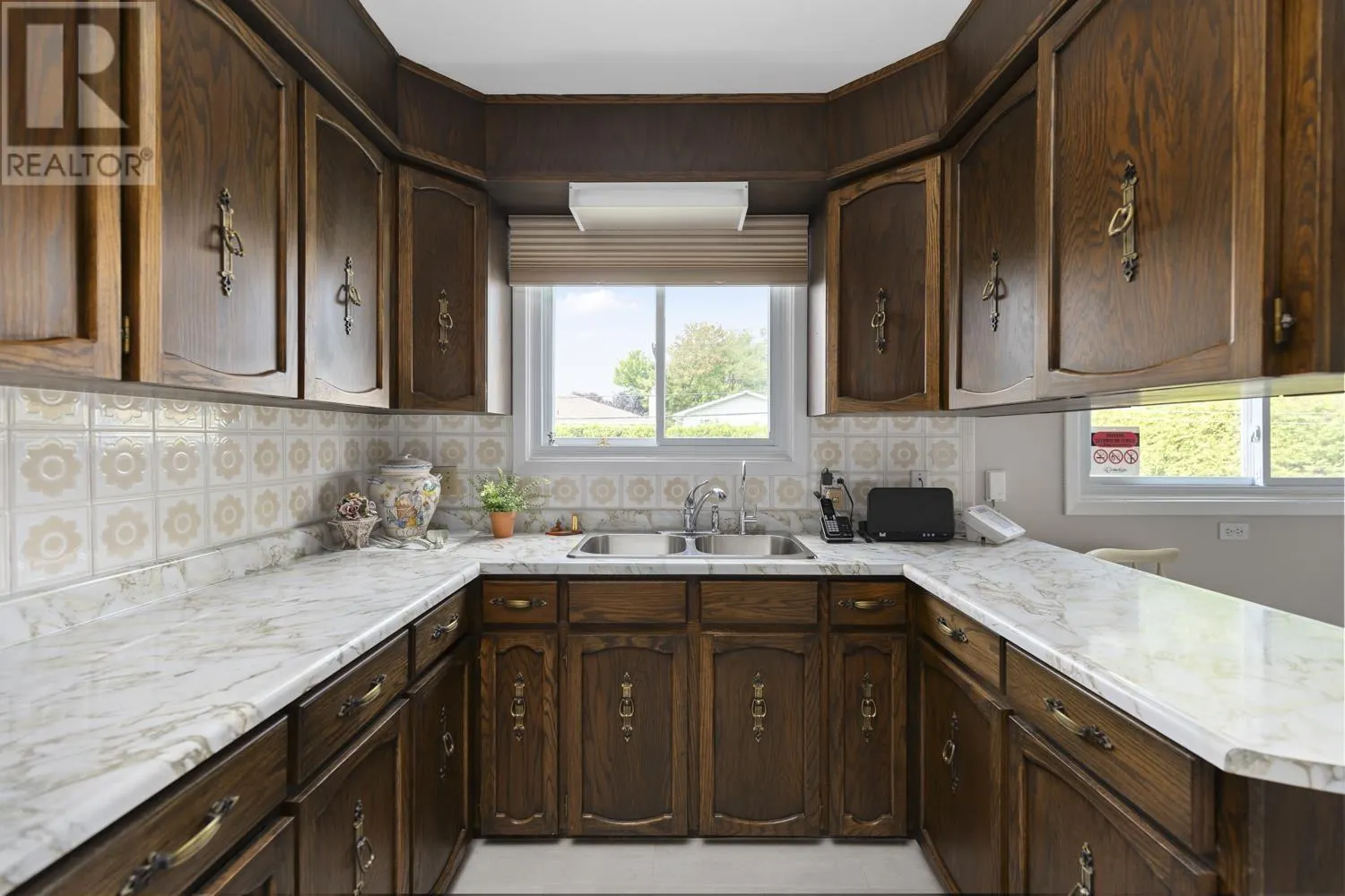 83 Plaintree DR