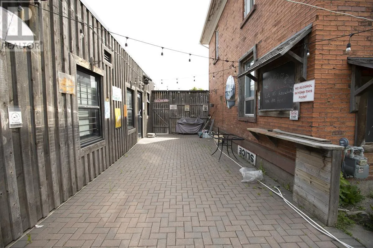 319 Korah RD
