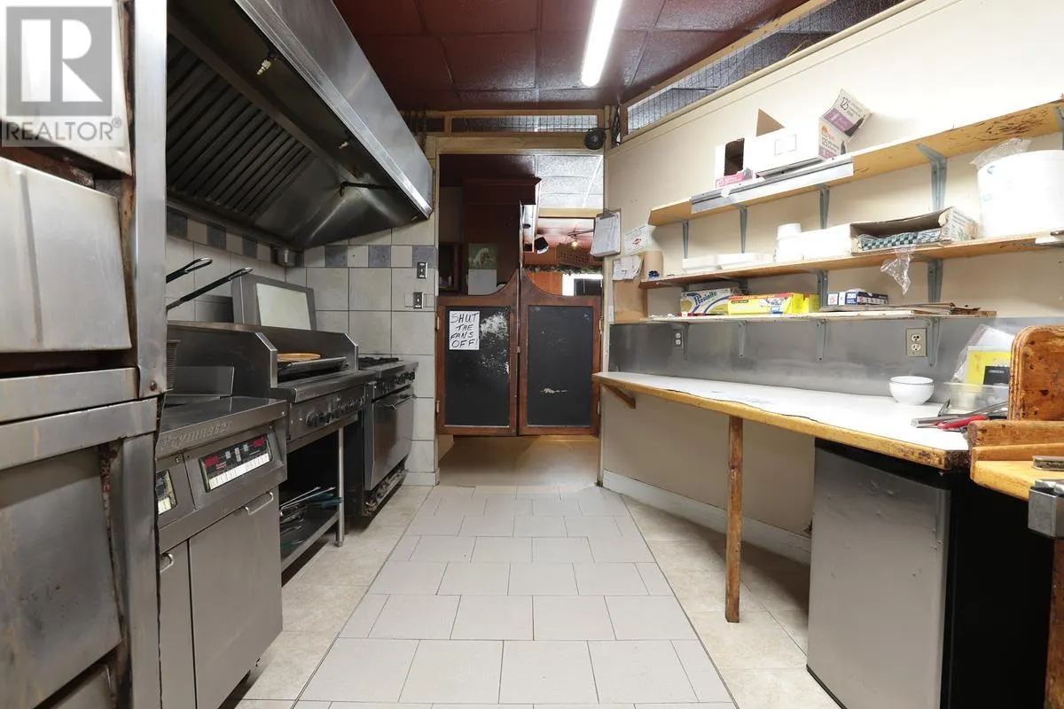 319 Korah RD