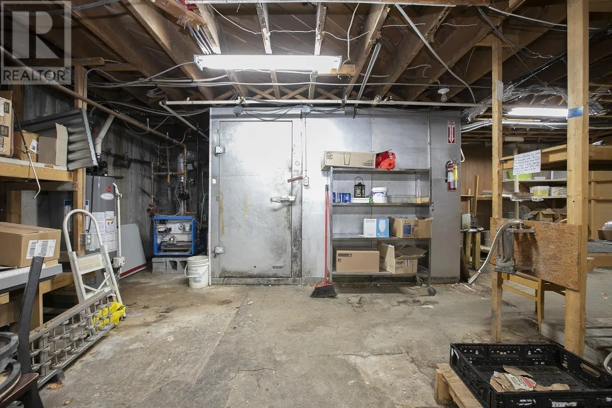 319 Korah RD