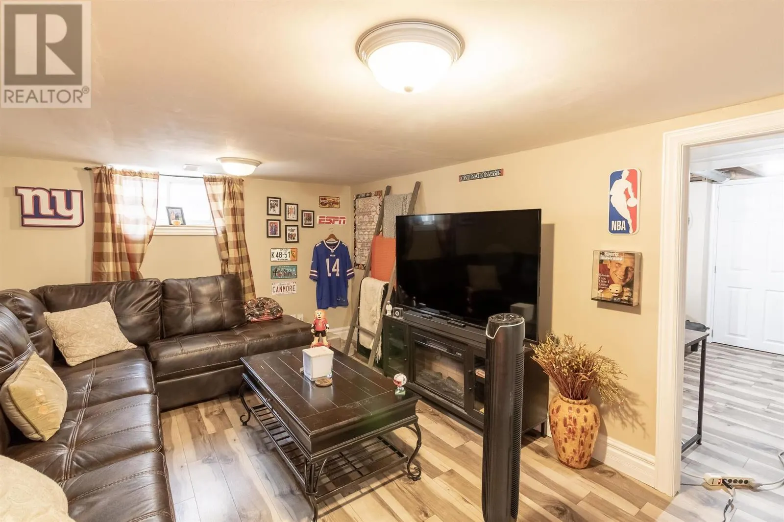 401 Second AVE