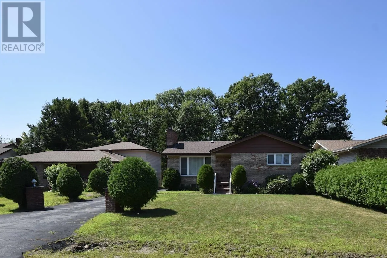 119 Rousseau CRES