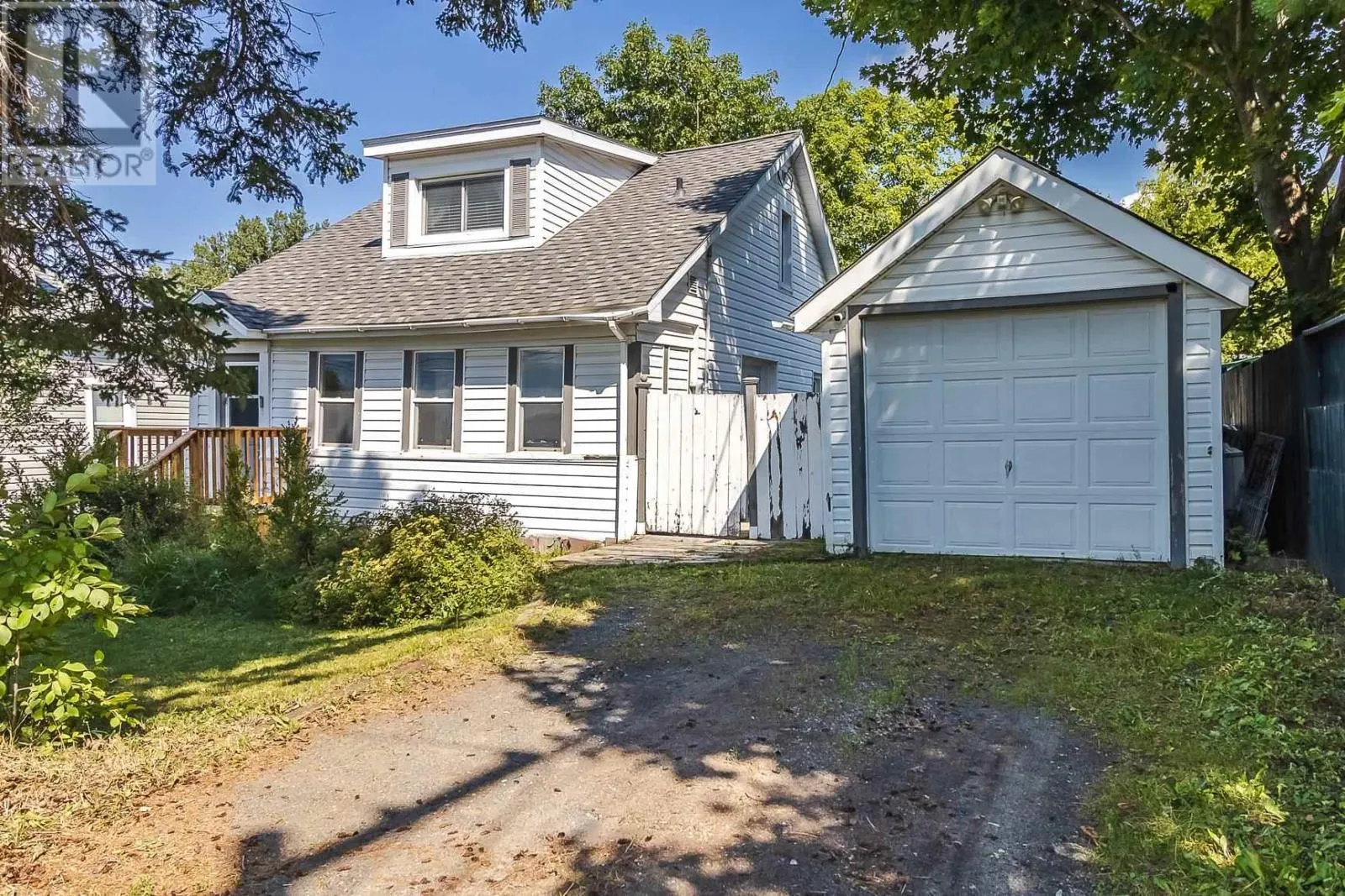 65 St Mary's AVE