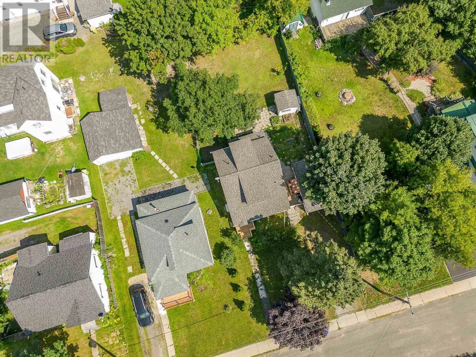 65 St Mary's AVE