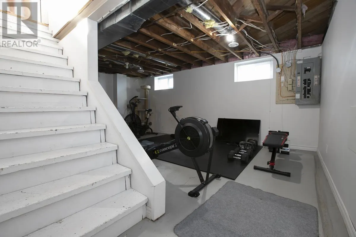 190 McGregor AVE