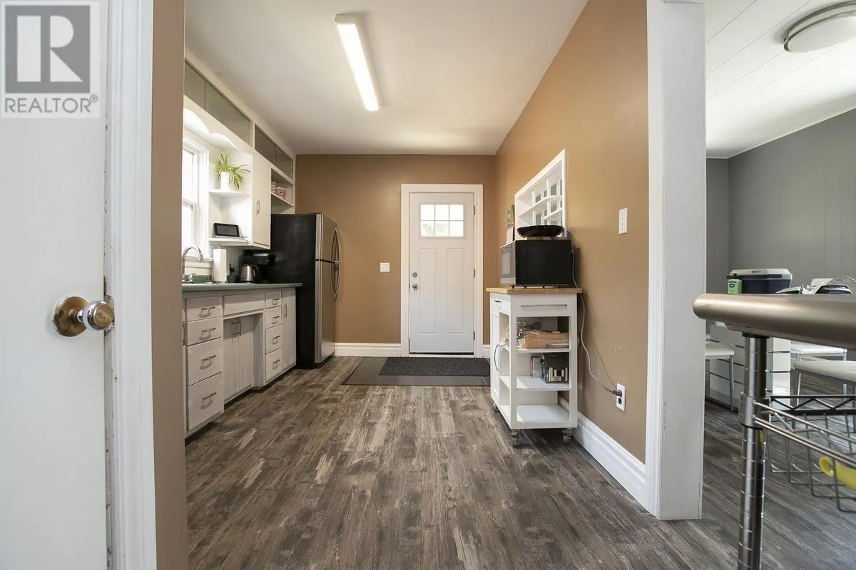 394 Charles ST
