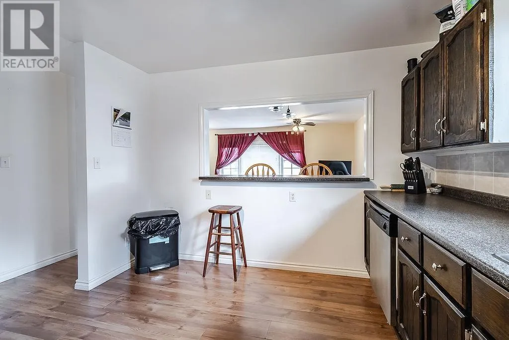 50 Fairview AVE