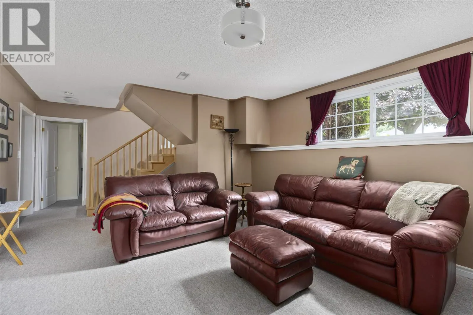 71 East Champagne DR