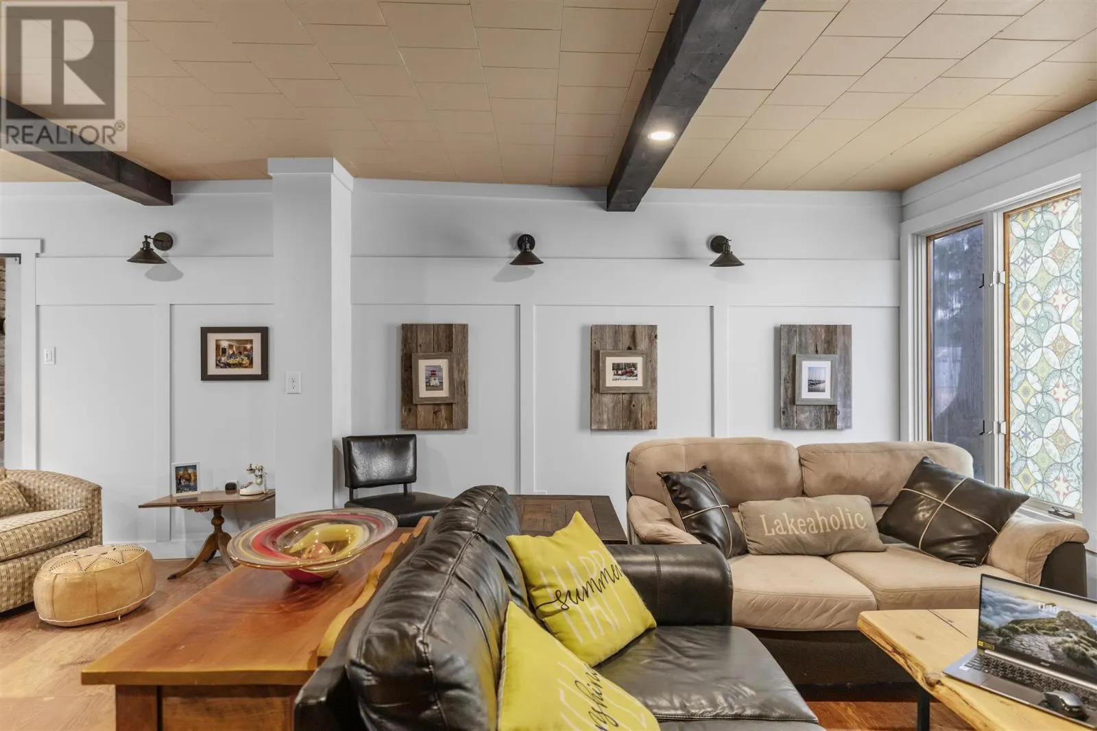 1195 Richard ST