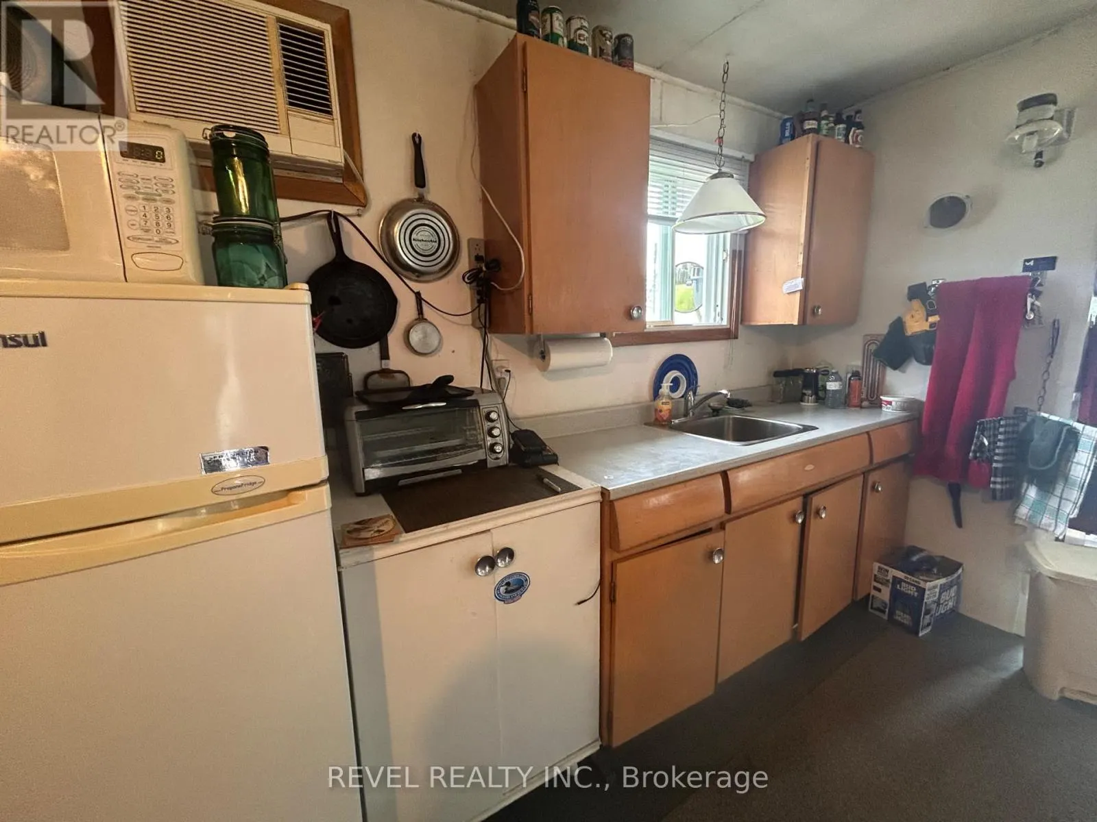 625 BENTLEY LAKE ROAD