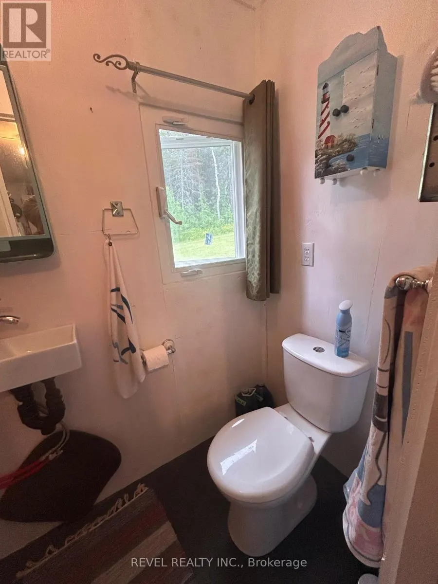 625 BENTLEY LAKE ROAD