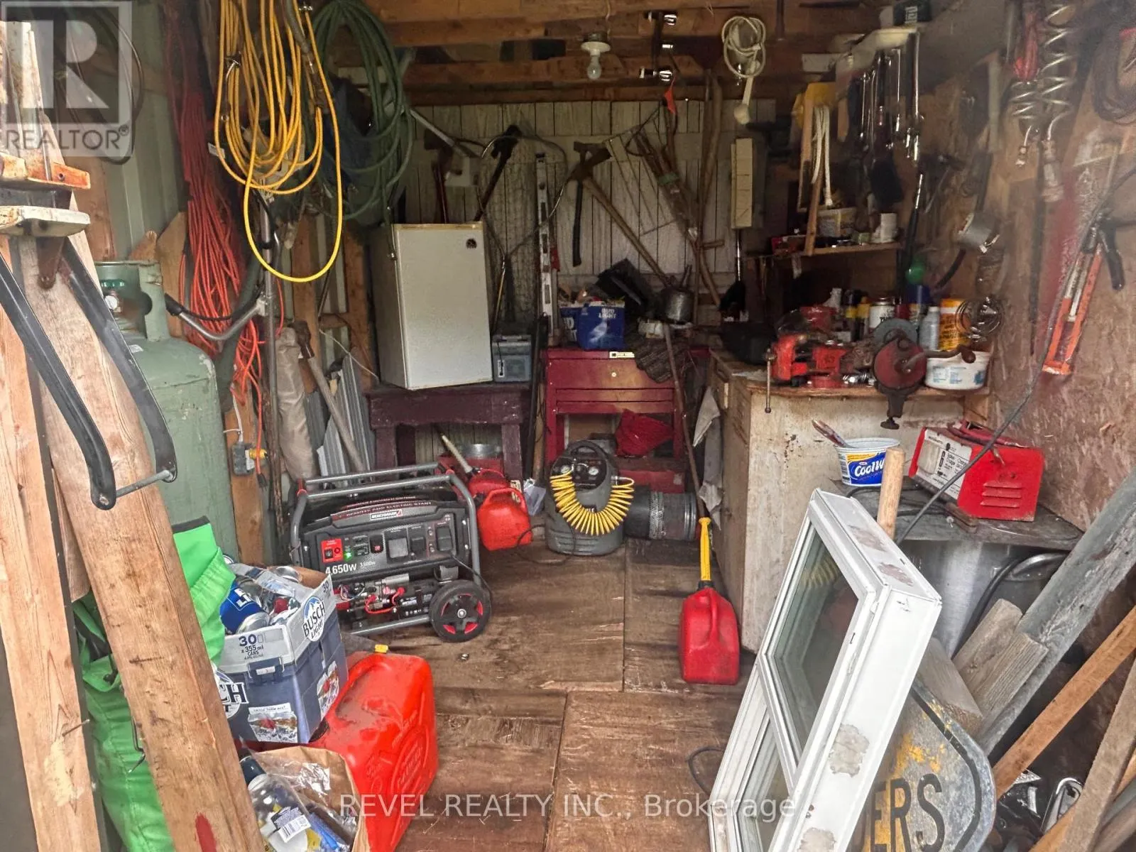 625 BENTLEY LAKE ROAD