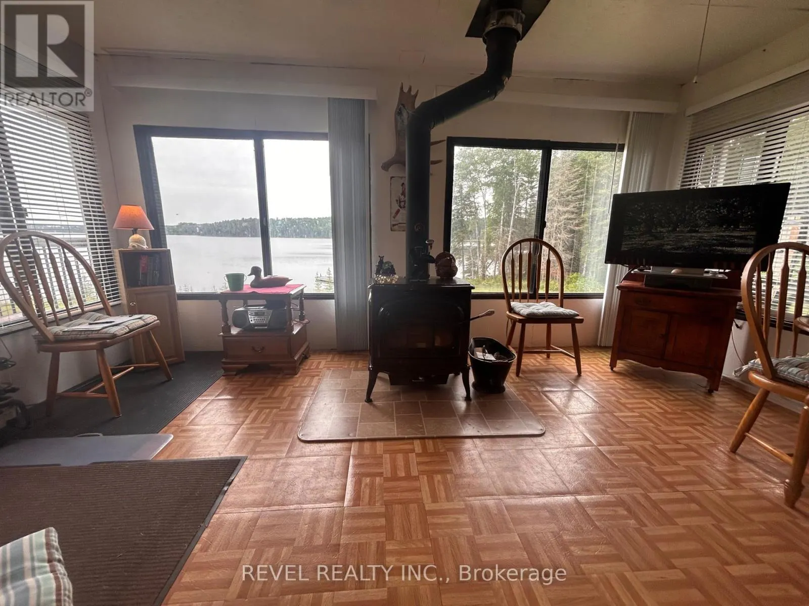 625 BENTLEY LAKE ROAD