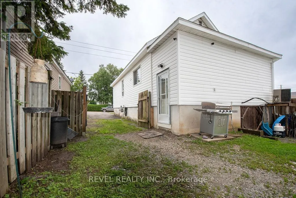 146 CRESCENT AVENUE