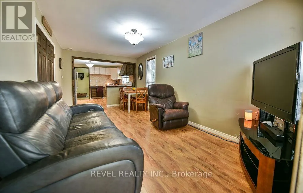 146 CRESCENT AVENUE