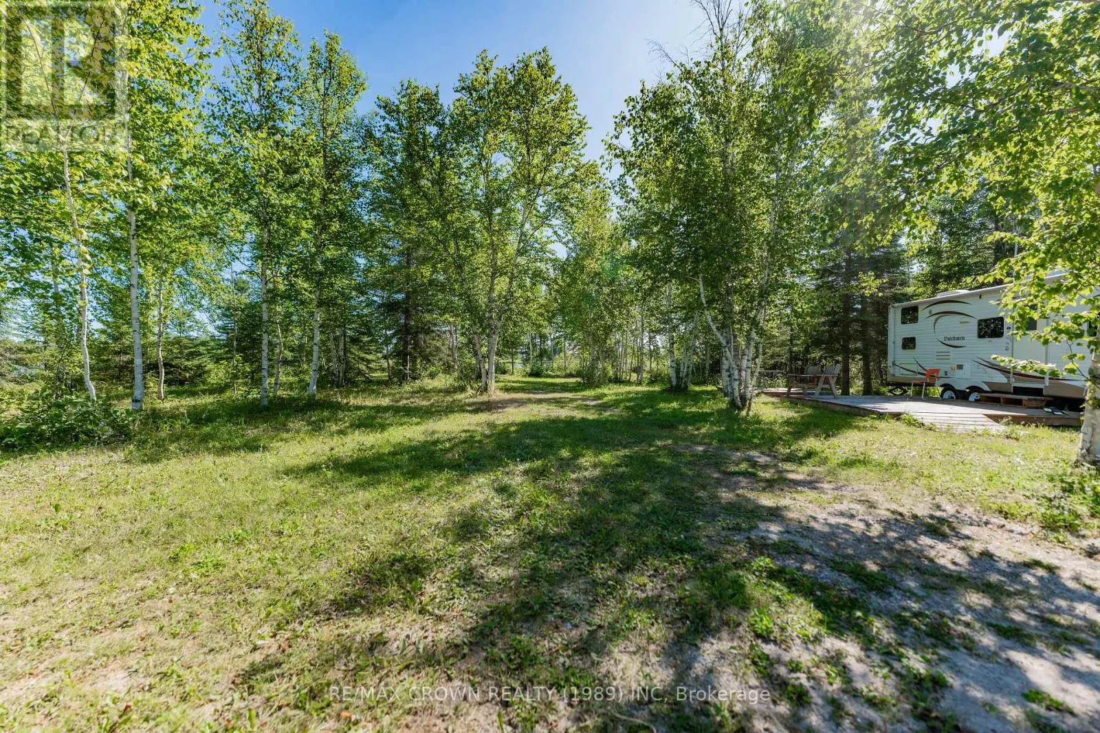 24 SHALLOW LAKE ROAD W