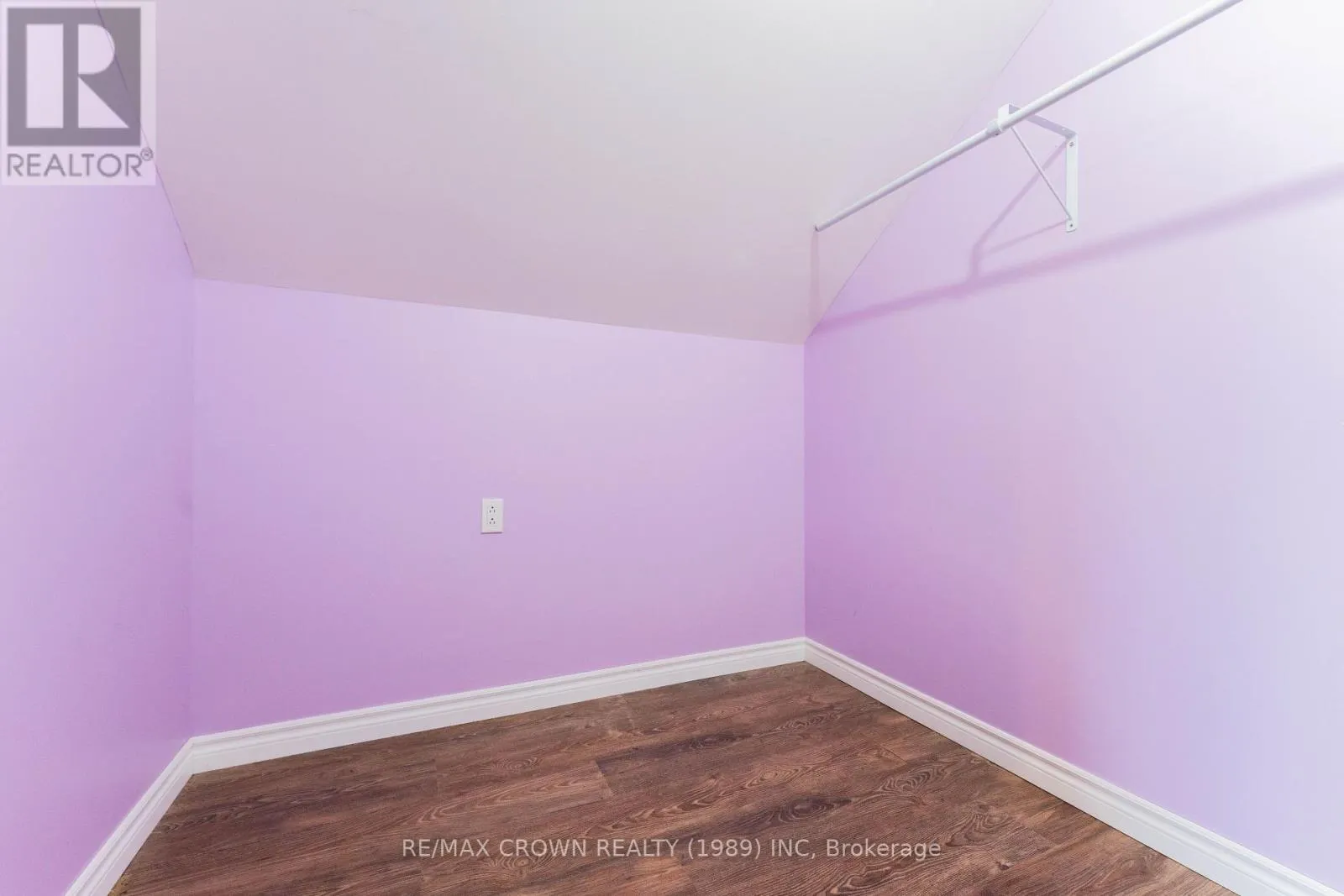 50 BRUNELLE ROAD S