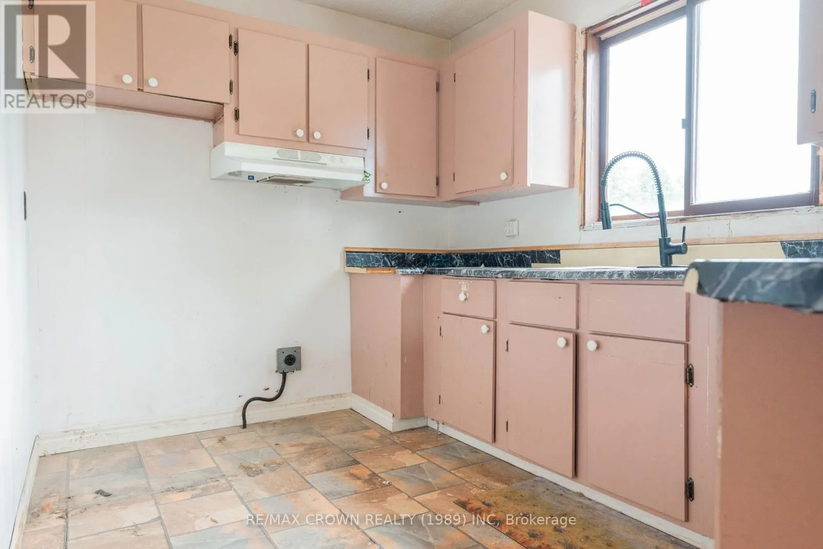 50 BRUNELLE ROAD S