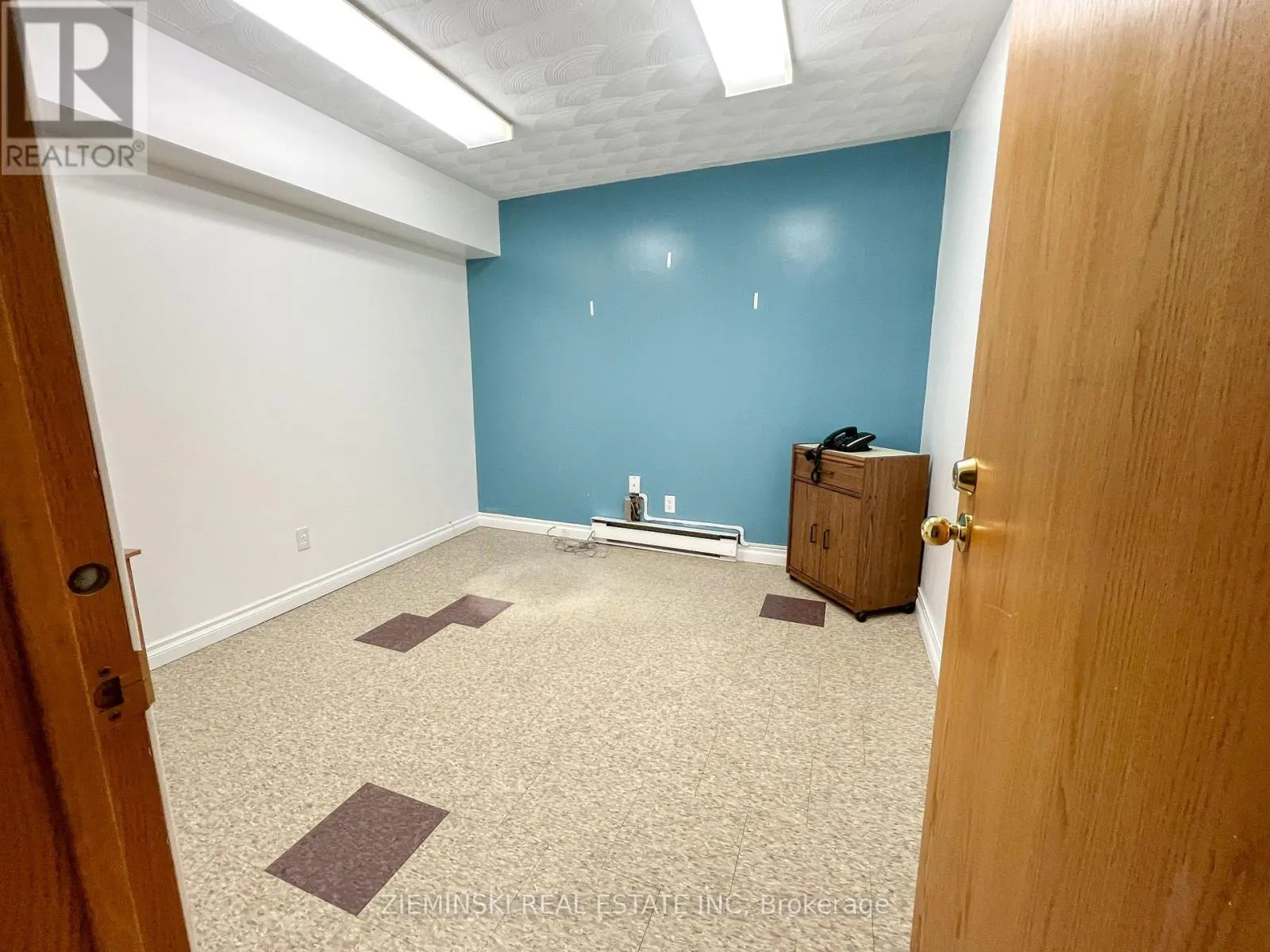136-138 THIRD STREET W